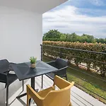 Apartment Lana Premium