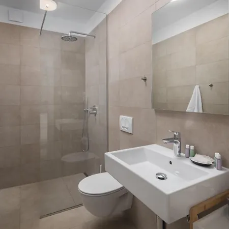 Lana Premium Porec