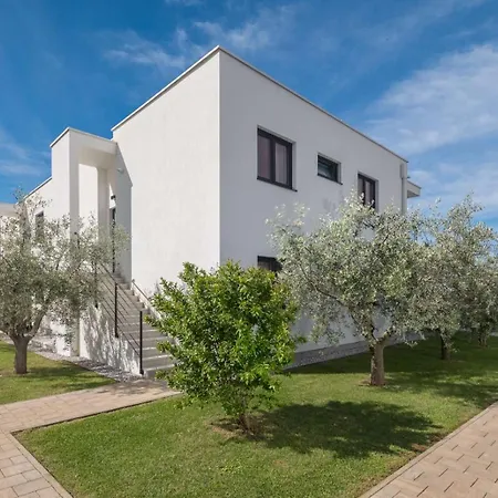 Apartment Lana Premium Porec