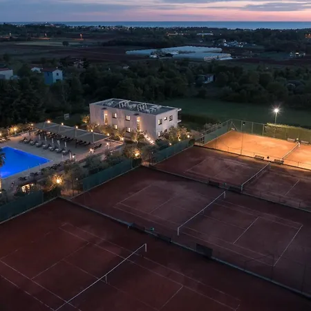 Lana Premium Porec